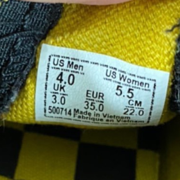 Harry Potter Hufflepuff Vans - Picture 8 of 8